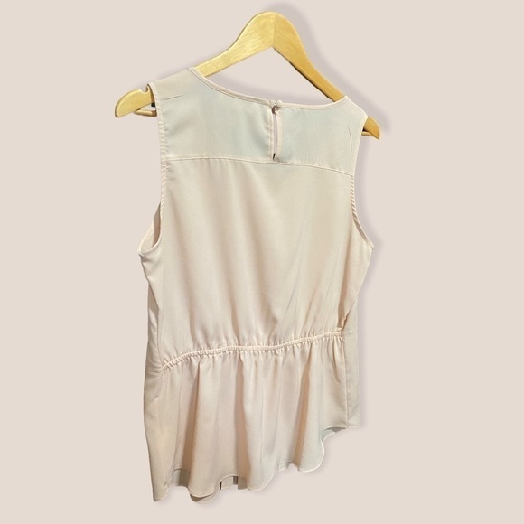 OLIVE & Oak Blush Pleated Top - Picture 6 of 8